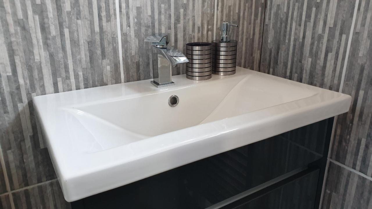 Holiday Apartment, Balloch, Loch Lomond Экстерьер фото